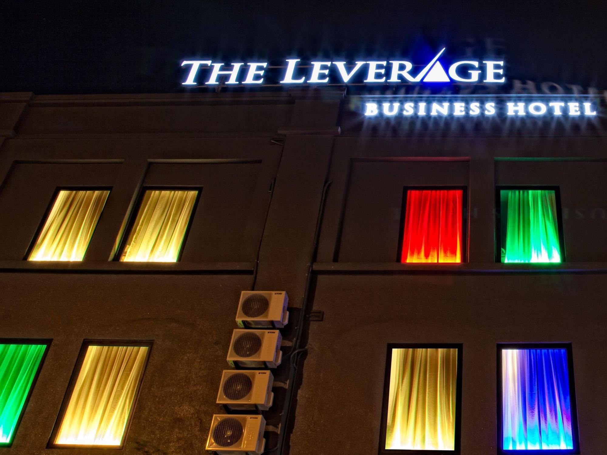 The Leverage Business Hotel - Rawang Exterior photo